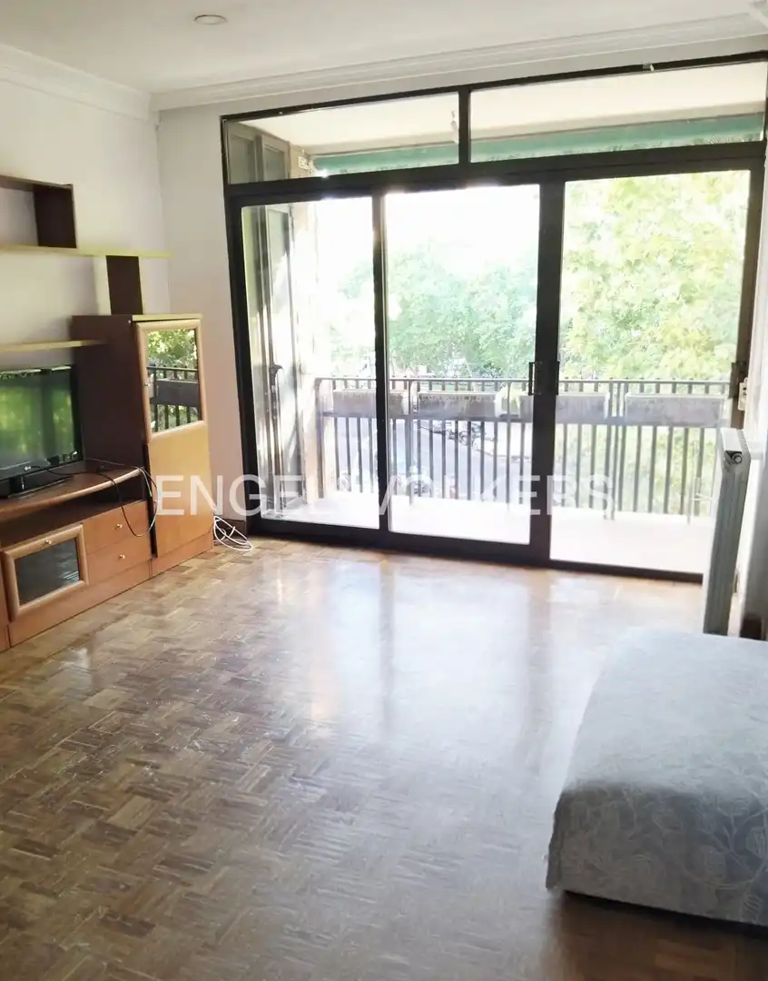 Terraza de Piso de alquiler en Madrid con Calefacción, Terraza y Amueblado