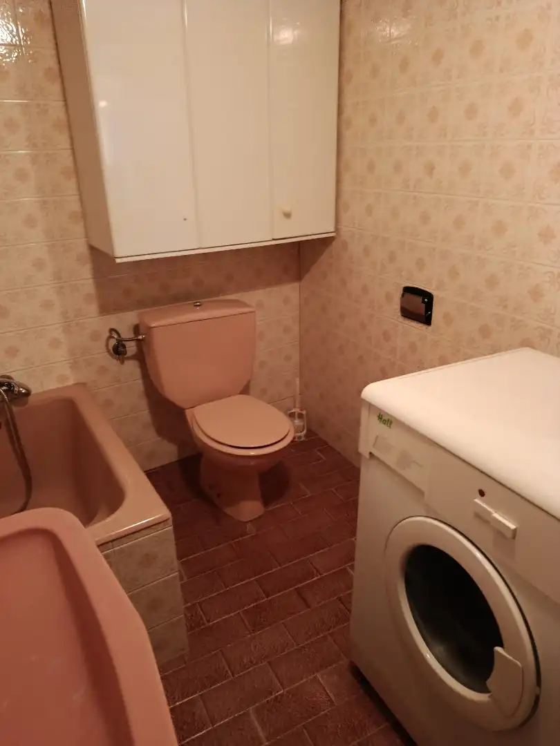 Baño de Casa adosada en venta en Munilla con Trastero, Amueblado y Balcón