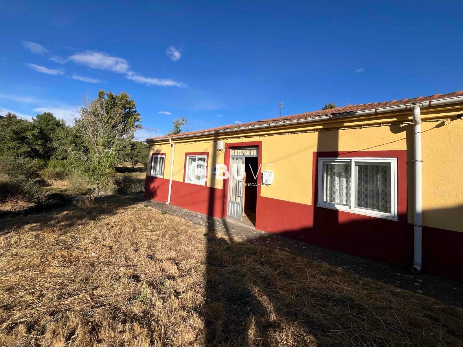 Vista exterior de Casa o xalet en venda en Quintana y Congosto amb Calefacció, Terrassa i Traster