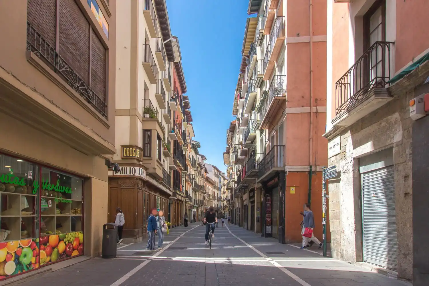Vista exterior de Pis en venda en  Pamplona / Iruña amb Calefacció, Moblat i Balcó