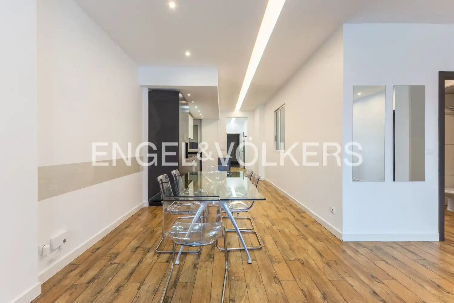 Dining room of Flat for rent in Valencia  with Air Conditioner, Heating and Terrace