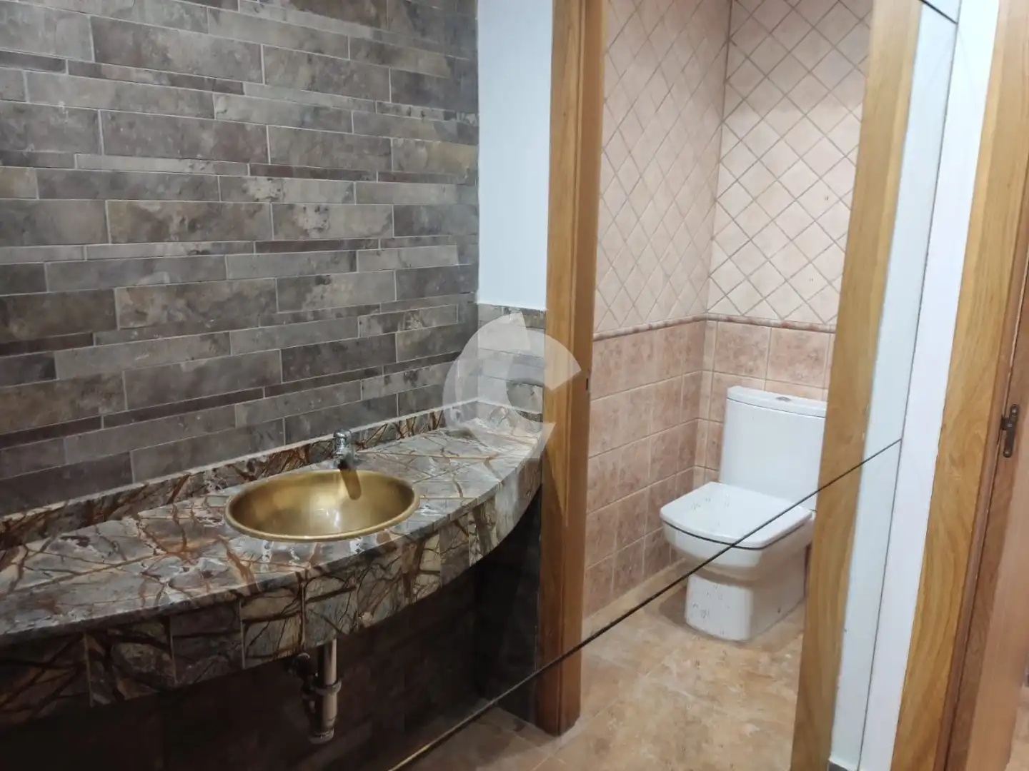 Bany de Local de lloguer en Ourense Capital 
