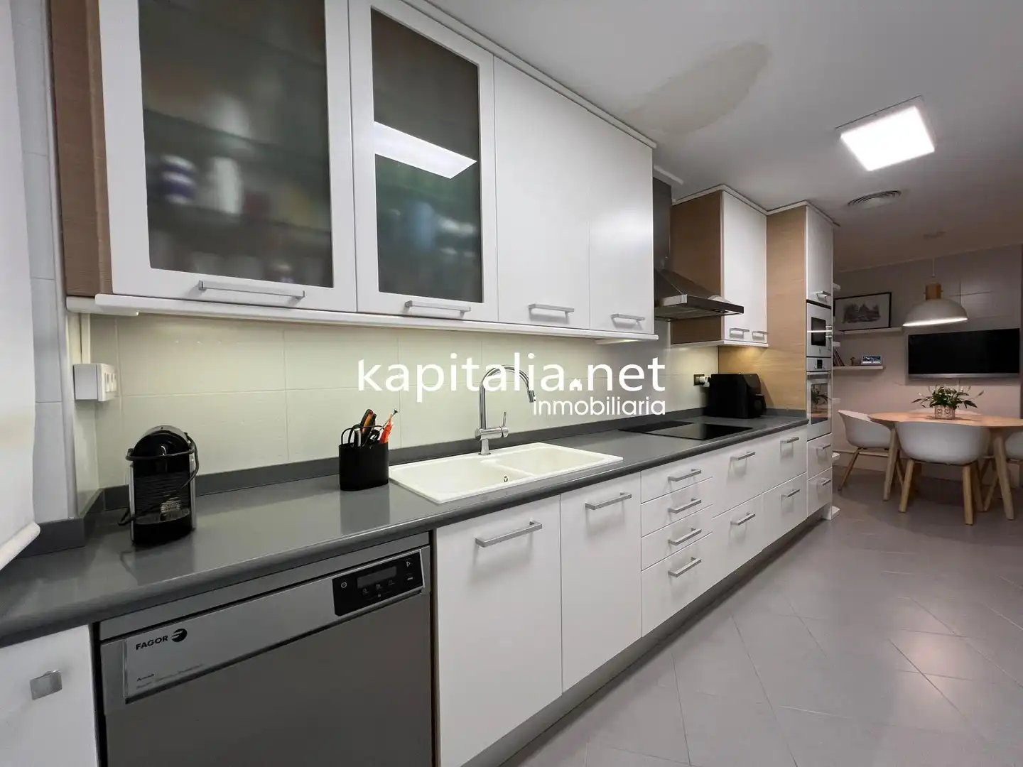 Kitchen of Flat for sale in Ontinyent  with Air Conditioner, Heating and Storage room
