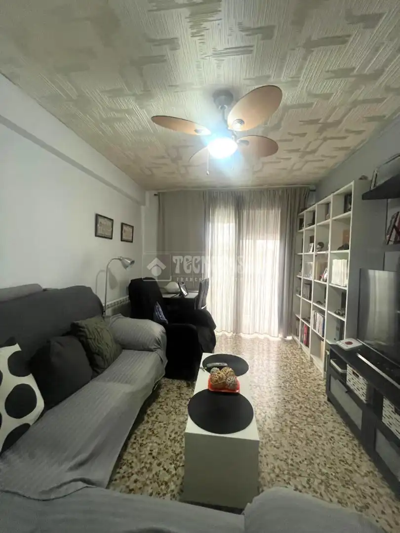 Wohnzimmer von Wohnung zum Verkauf in Parla mit Heizung