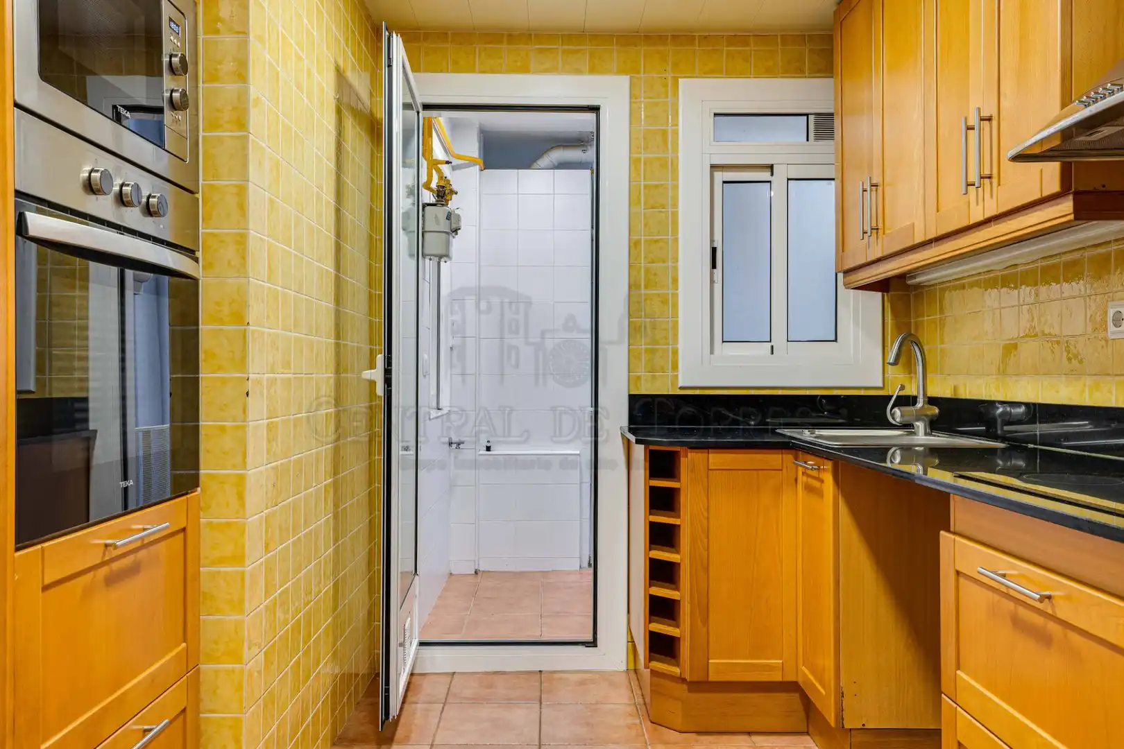 Kitchen of Flat for sale in Sant Cugat del Vallès  with Heating, Parquet flooring and Terrace