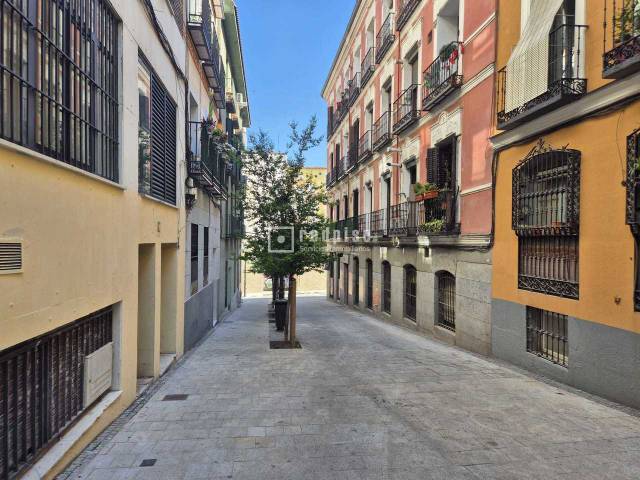 Apartamento en Venta en BEATAS en Universidad - Malasaña