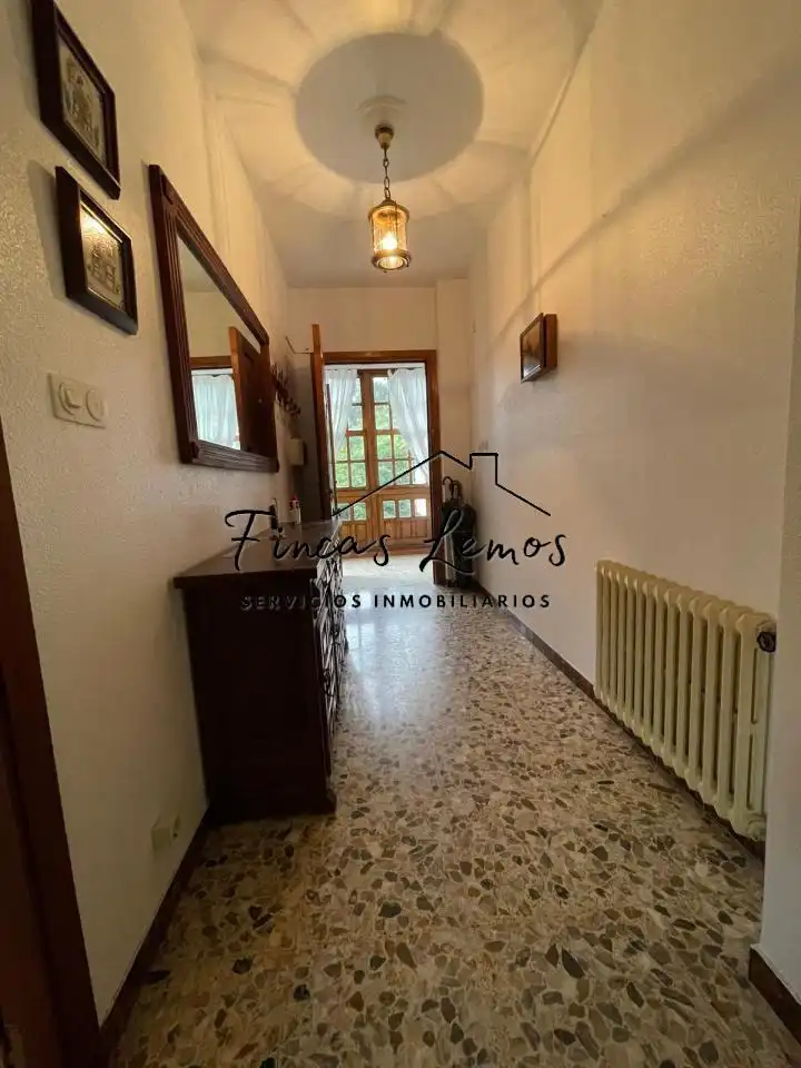 Houses for sale in Camariñas  with Heating, Private garden and Furnished