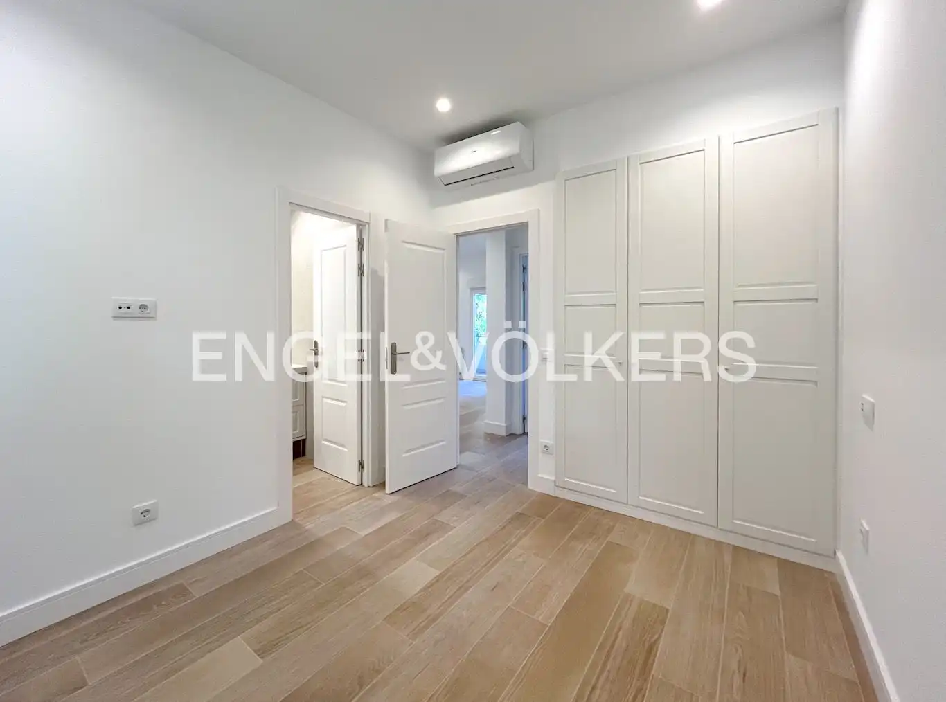 Bedroom of Flat for rent in Arganzuela