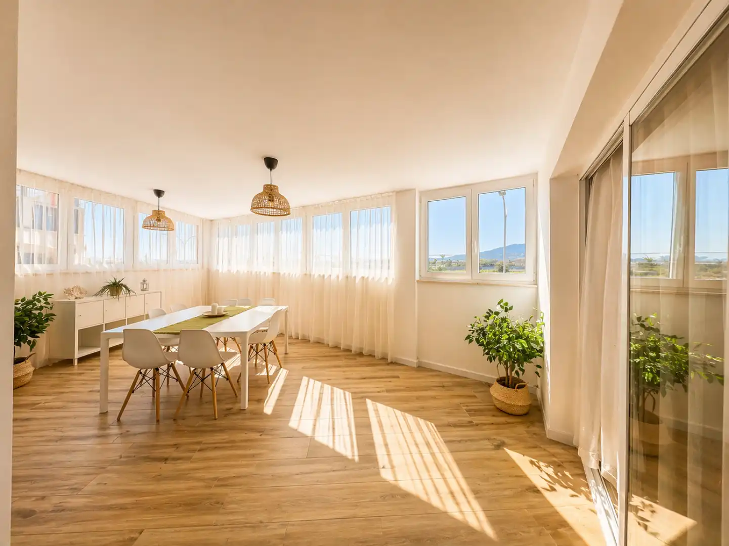 Dining room of Flat for sale in Málaga  with Air Conditioner, Private garden and Terrace