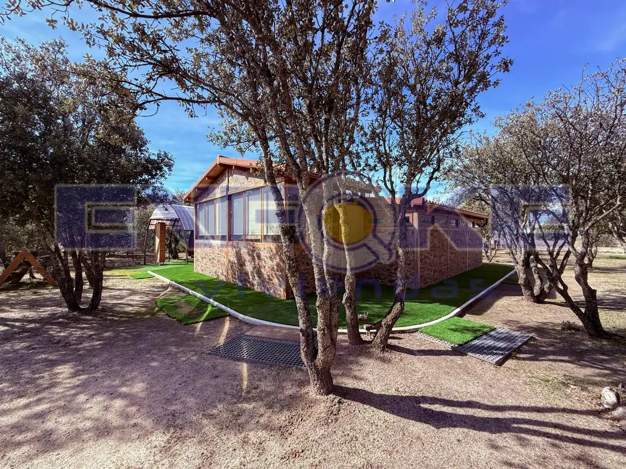 Vista exterior de Casa o xalet en venda en Maello amb Aire condicionat, Calefacció i Jardí privat
