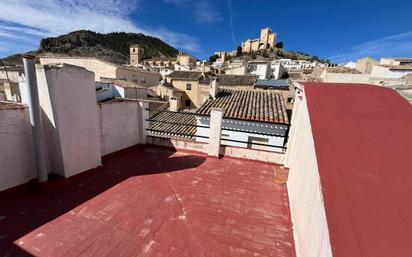 Vista exterior de Casa adosada en venda en Vélez-Blanco amb Terrassa i Balcó