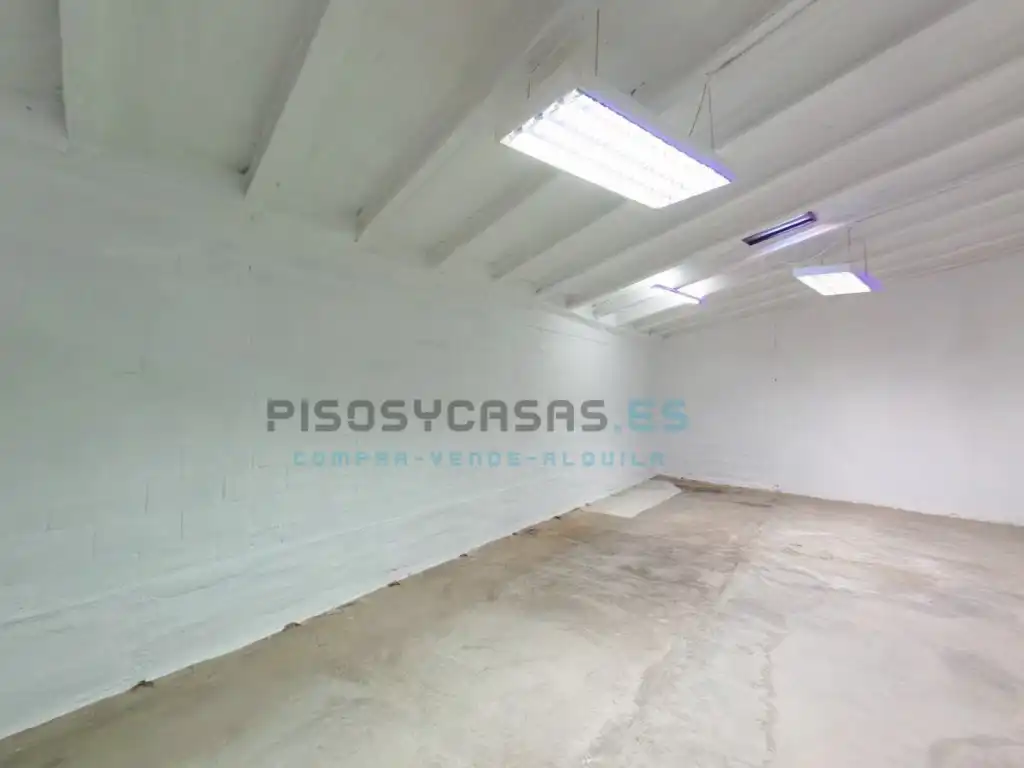 Casa con terraza en venta en Calle Democracia 4, imagen 26