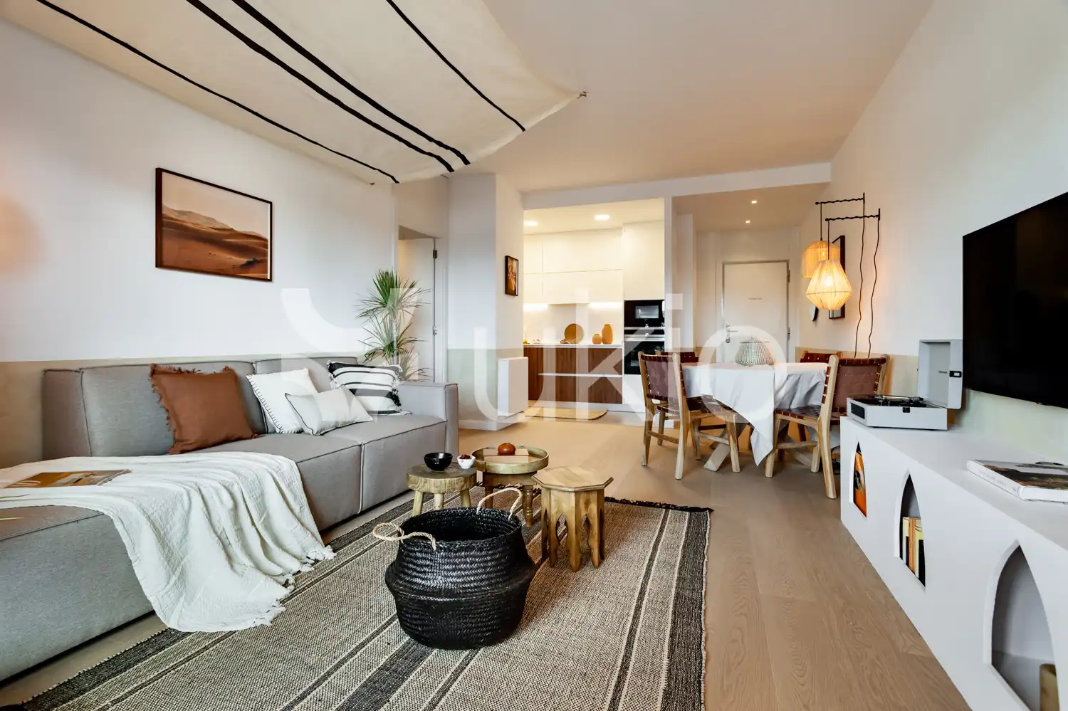 Wohnzimmer von Wohnungen zur Miete in Barcelona mit Klimaanlage, Terrasse und Möbliert