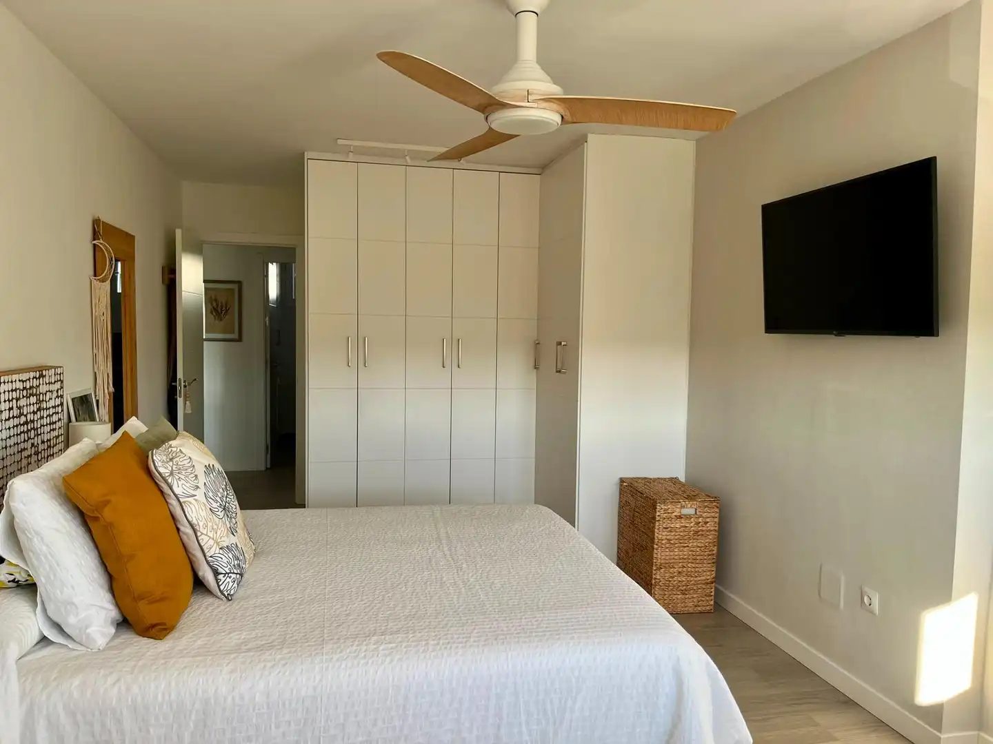 Habitación de Piso en venta en Torremolinos con Aire acondicionado, Calefacción y Balcón
