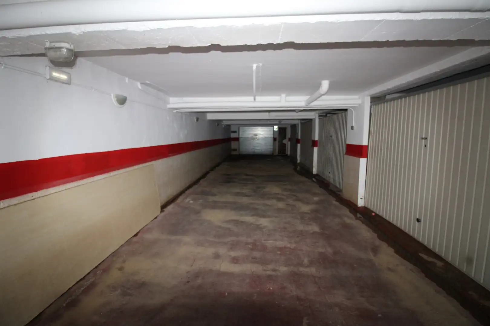 Aparcament de Casa o xalet en venda en Llançà amb Calefacció, Terrassa i Traster