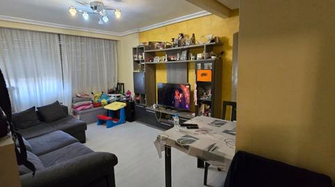 Foto 2 de Pis en venda a PAU 2-600, Puertollano