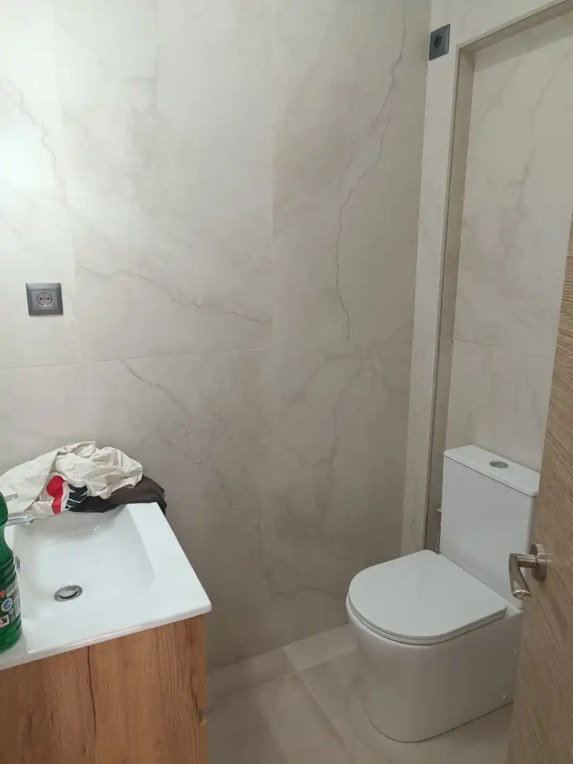 Baño de Piso en venta en Canovelles