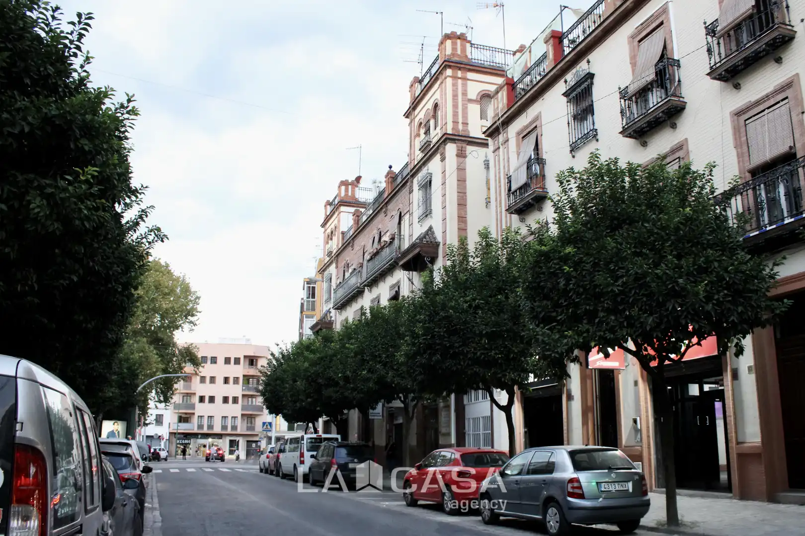 Exterior view of Flat for sale in Casco Antiguo
