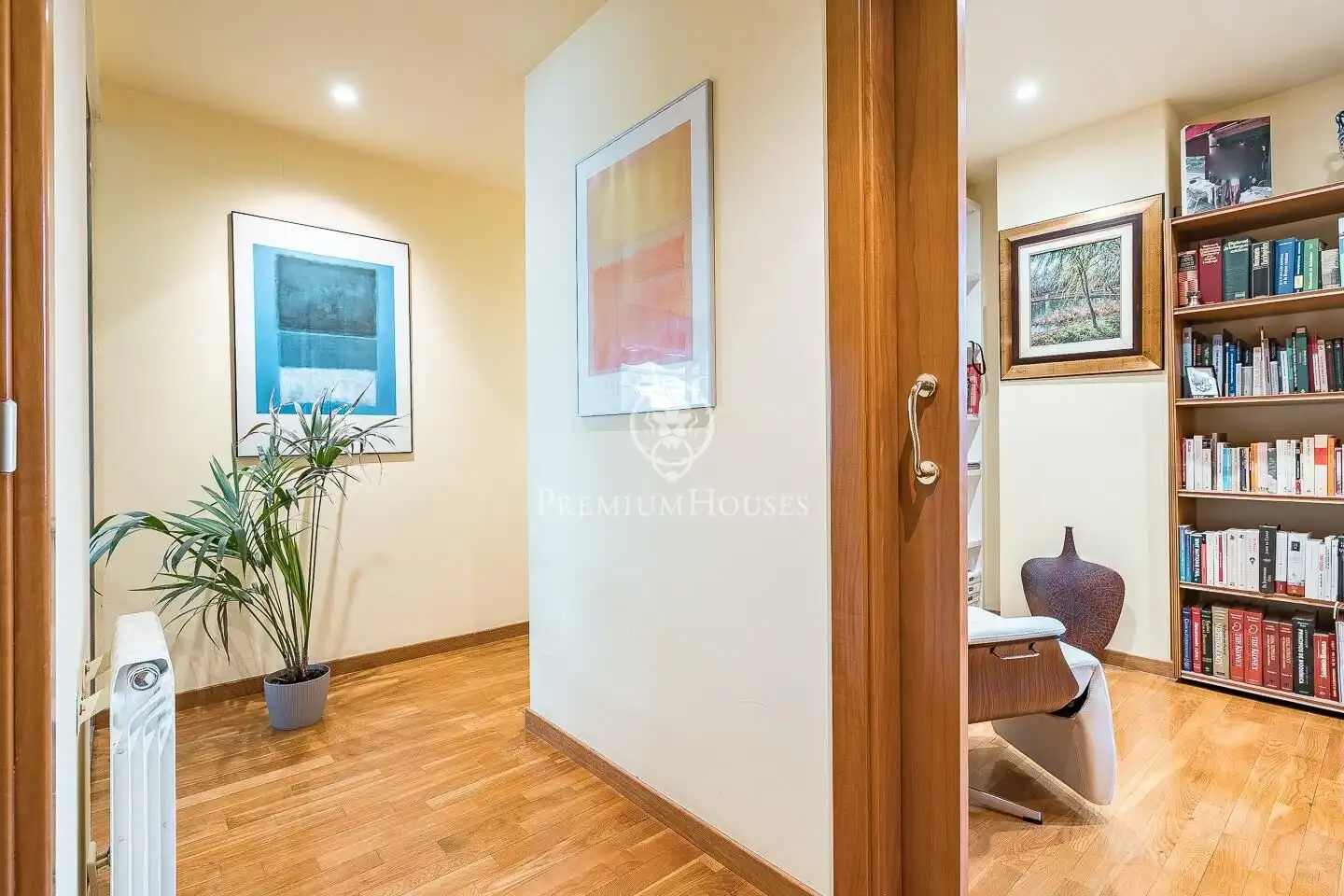 Flat for sale in Esplugues de Llobregat  with Air Conditioner, Heating and Private garden