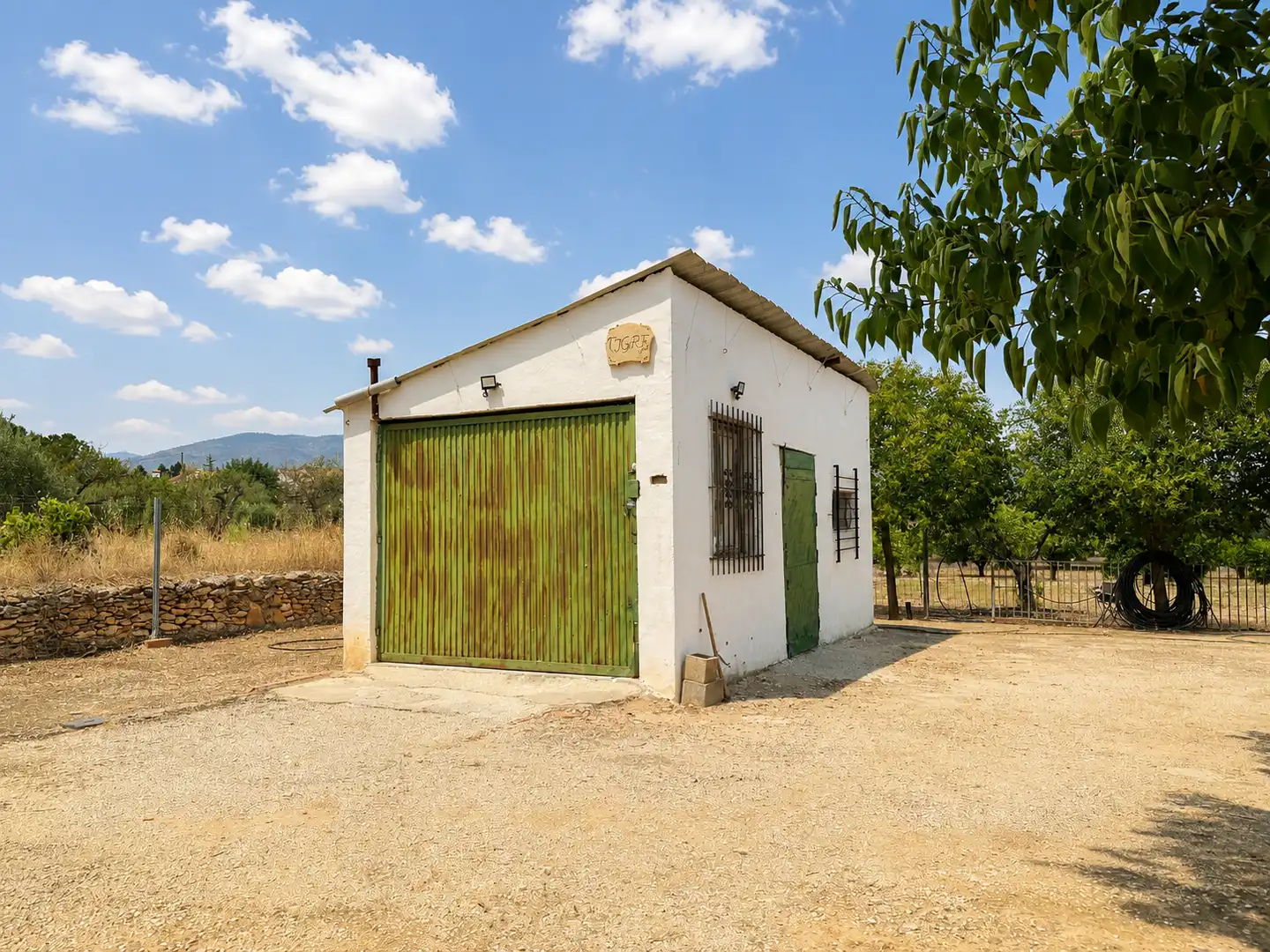 Vista exterior de Casa o chalet en venta en Ontinyent con Aire acondicionado, Calefacción y Jardín privado