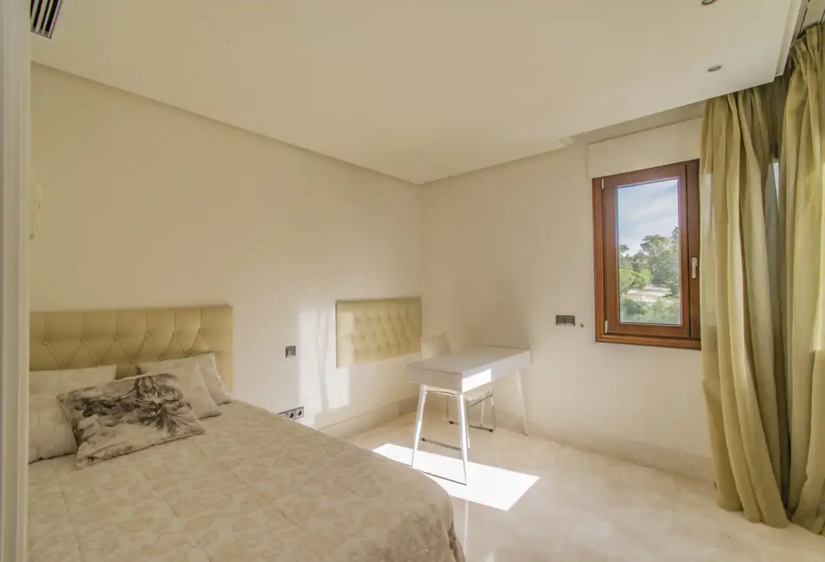 Piso con piscina en venta en Calle Parque Central 5, imagen 18