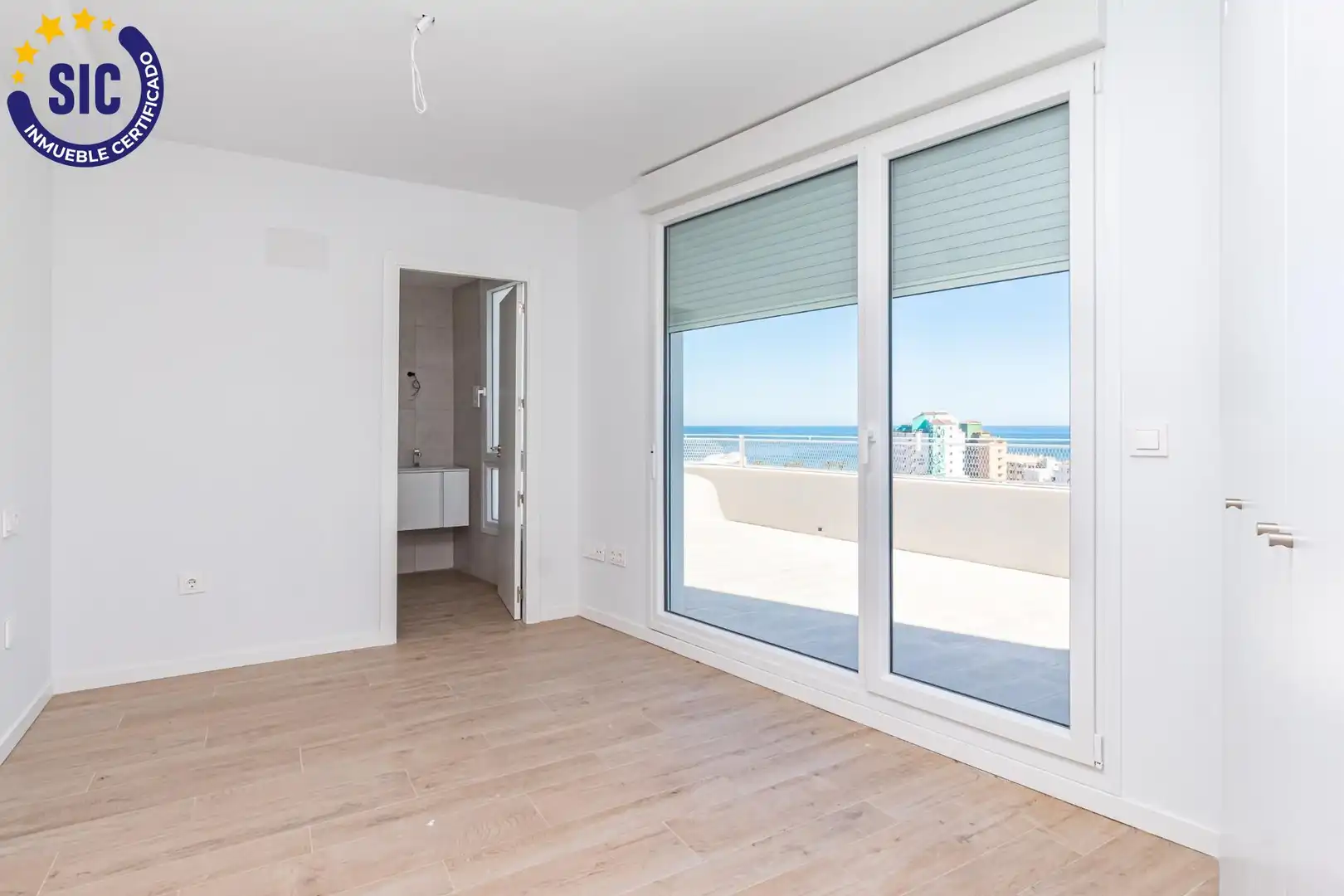 Schlafzimmer von Dachboden zum Verkauf in Peñíscola / Peníscola mit Heizung, Privatgarten und Terrasse