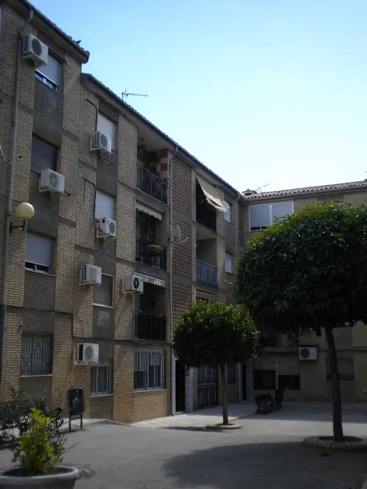 Vista exterior de Piso en venta en Bailén
