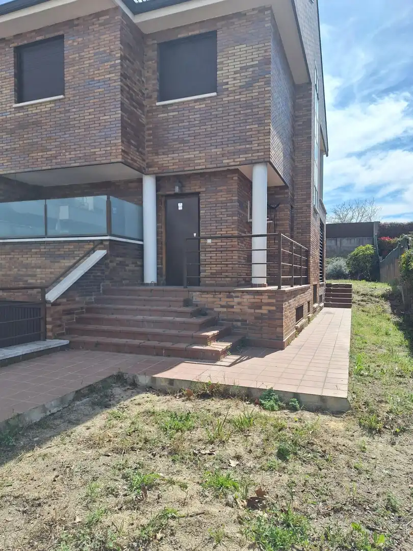 Exterior view of Detached homes for sale in Arroyomolinos (Madrid)