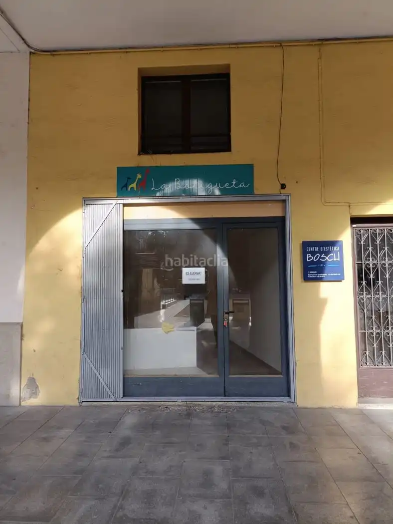 Local commercial à louer à Plaça de Fra Bernadí 6