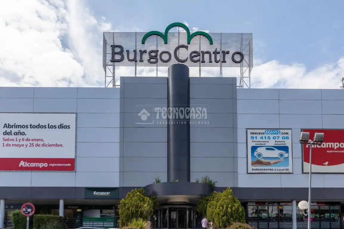 Vista exterior de Piso en venta en Las Rozas de Madrid con Calefacción, Terraza y Trastero