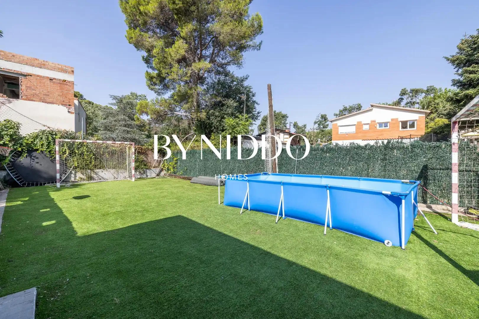 Jardí de Casa o xalet en venda en Sant Cugat del Vallès amb Aire condicionat, Calefacció i Jardí privat