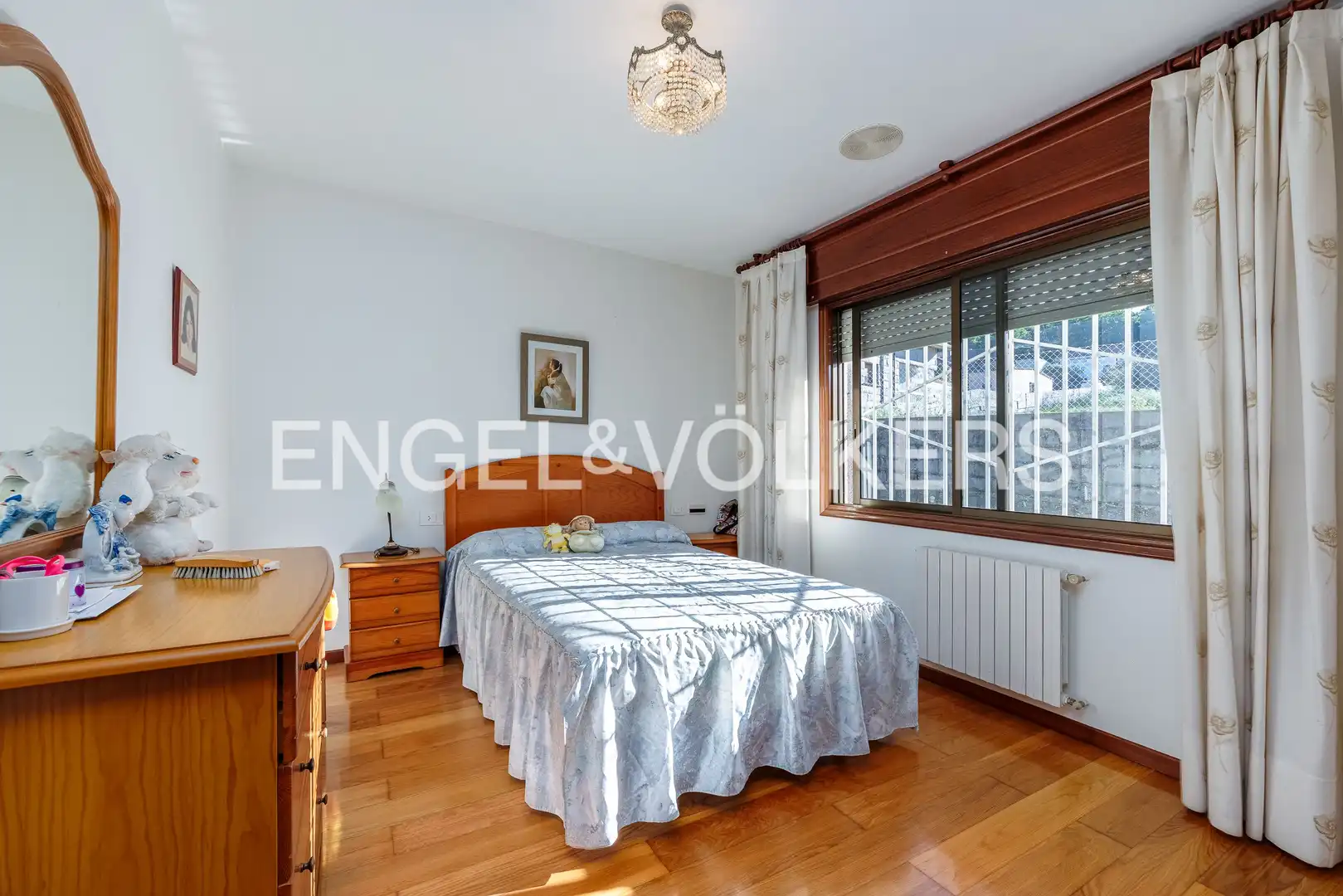 Habitación de Casa o chalet en venta en Vigo  con Calefacción, Jardín privado y Parquet