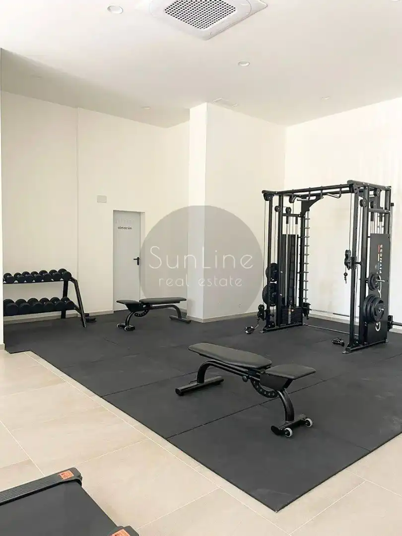 Attic for rent in Carrer de Campos Crespo, Safranar