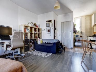 Loft mit Balkon zum Verkauf in Carrer de la Mare de Déu del Pilar