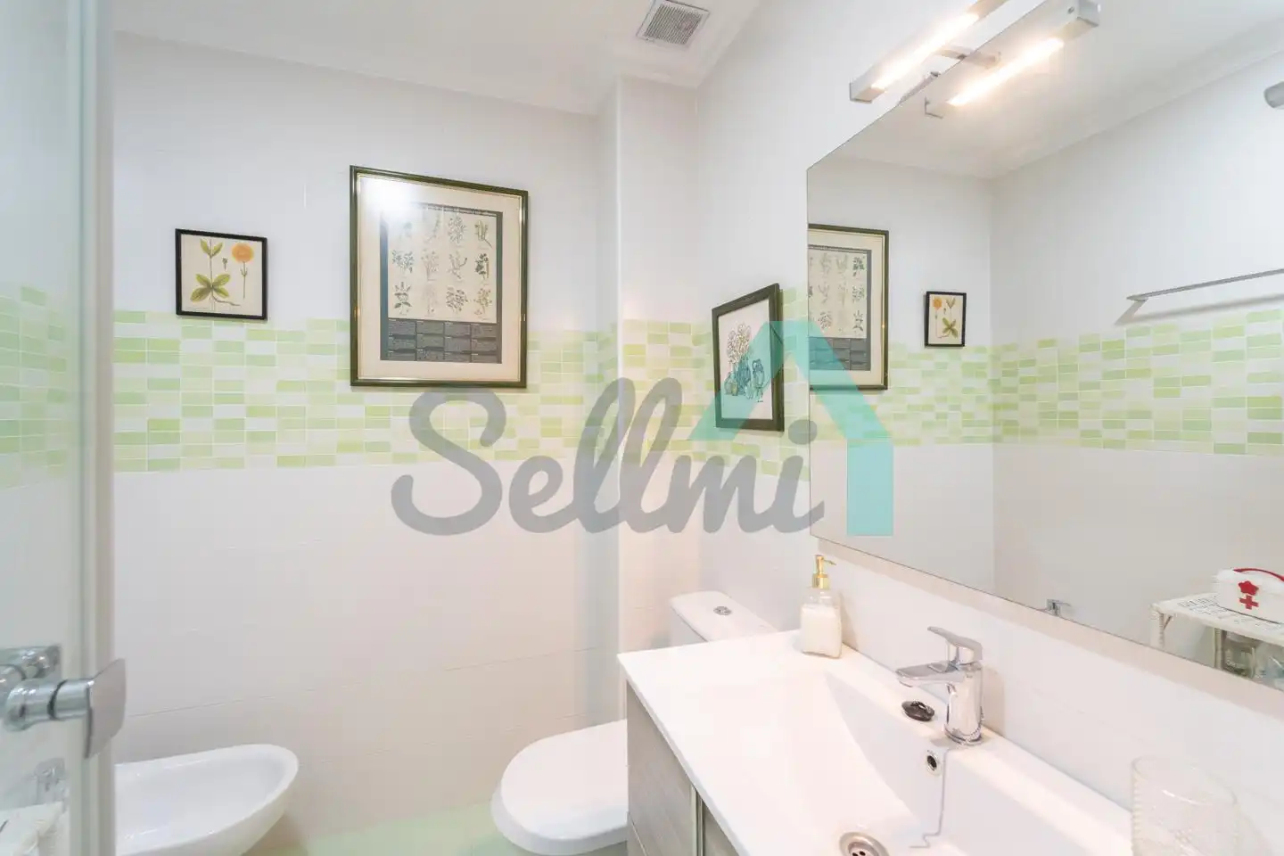 Baño de Casa o chalet de alquiler en Ribadesella con Jardín privado, Parquet y Terraza