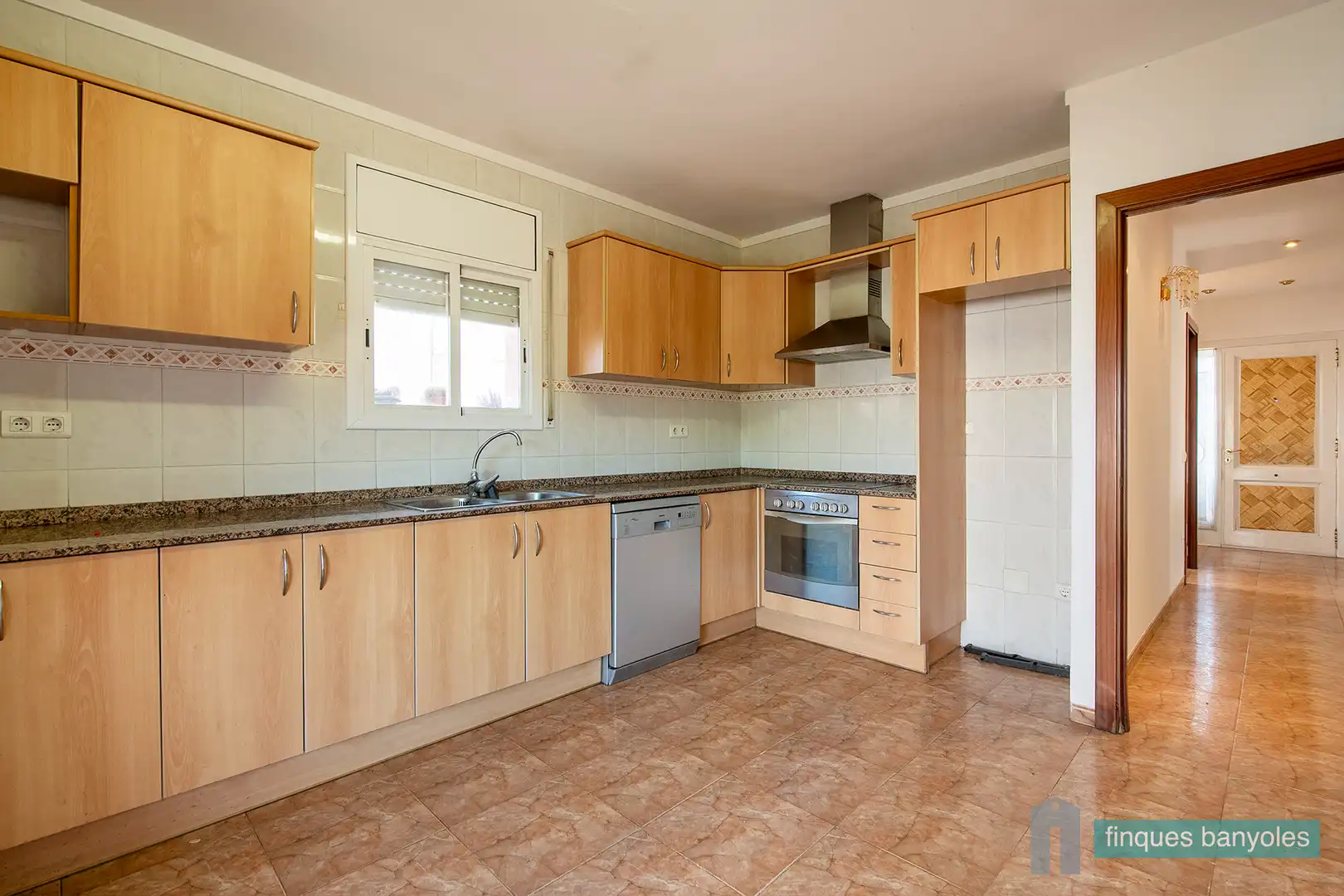 Kitchen of Houses for sale in Fontcoberta  with Air Conditioner, Private garden and Terrace