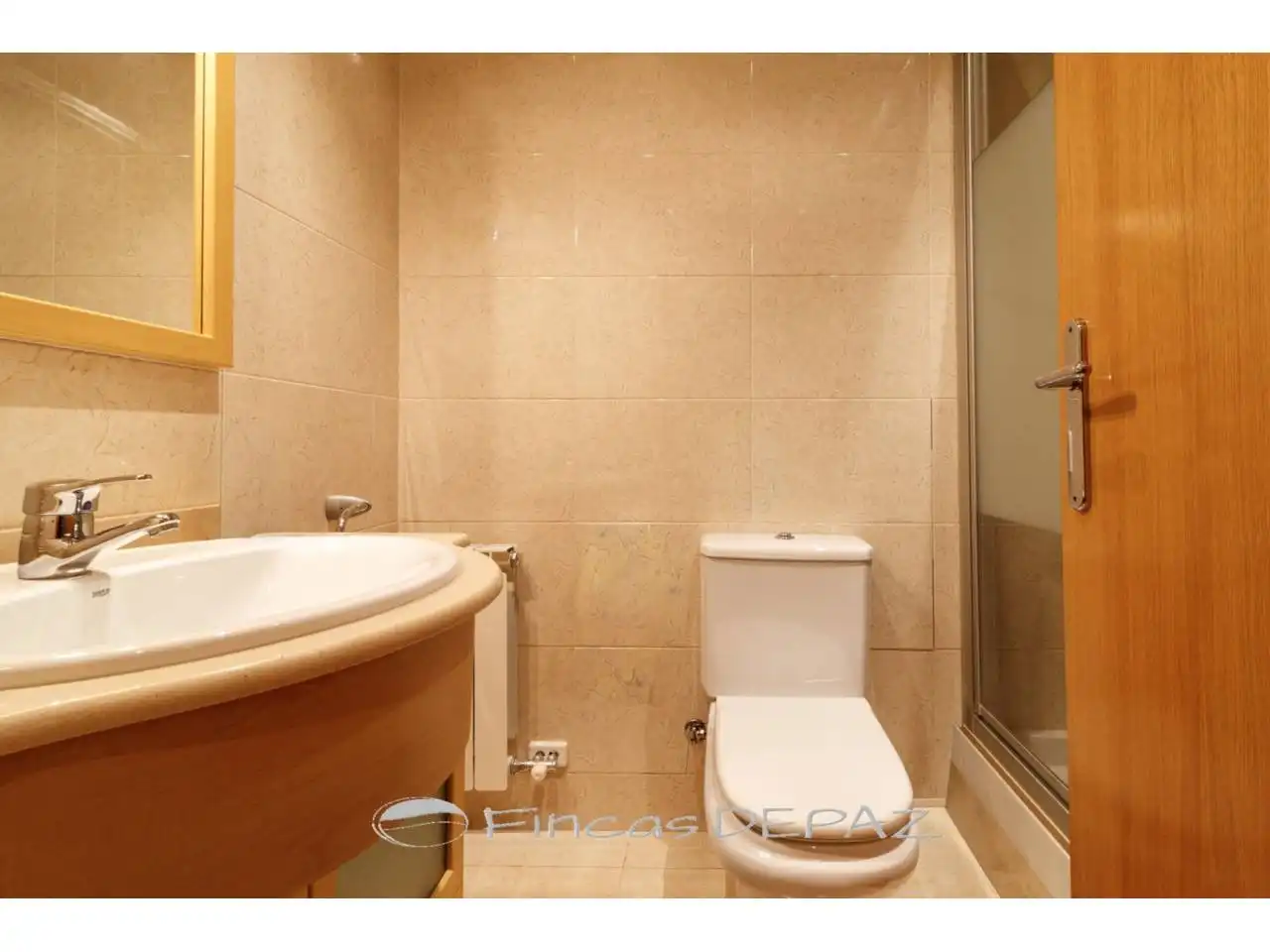 Bathroom of Flat for sale in Castelldefels  with Heating, Private garden and Parquet flooring