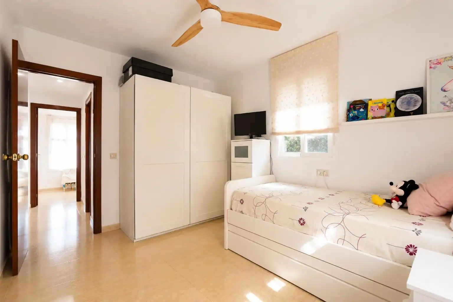 Dormitori de Casa o xalet en venda en Mont-roig del Camp amb Jardí privat, Terrassa i Piscina comunitària