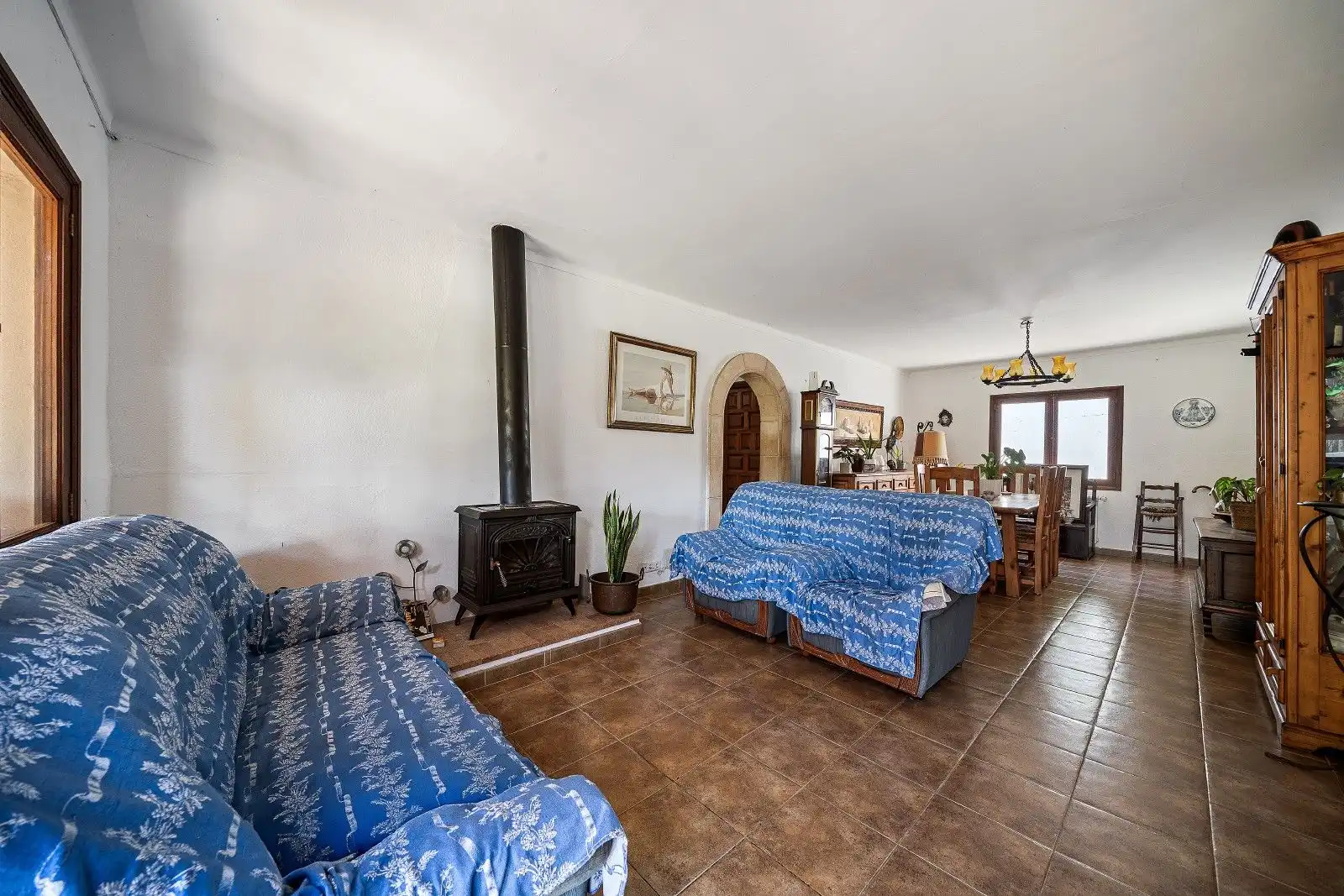 Living room of Country homes for sale in Pollença  with Air Conditioner, Heating and Private garden
