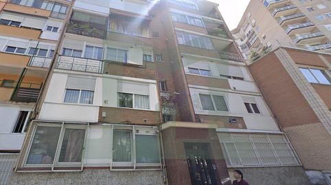 Foto 2 de Planta baixa en venda a Calle de Villamanín, Lucero, Madrid Capital