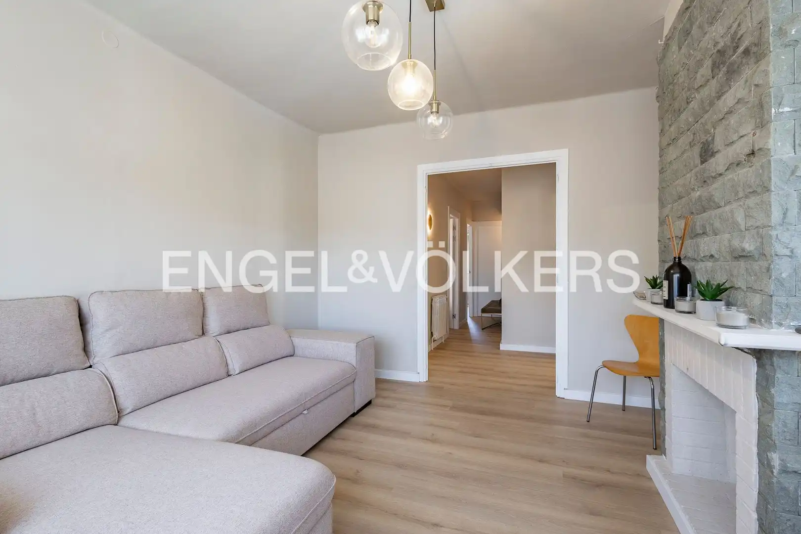 Sala d'estar de Casa o xalet en venda en Castelldefels amb Aire condicionat, Calefacció i Parquet