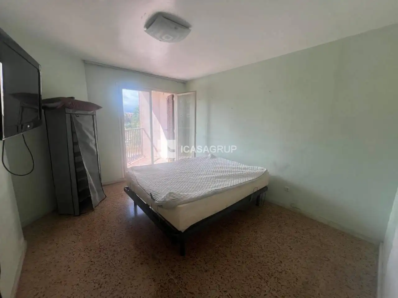 Schlafzimmer von Wohnung zum Verkauf in Rubí mit Klimaanlage und Balkon