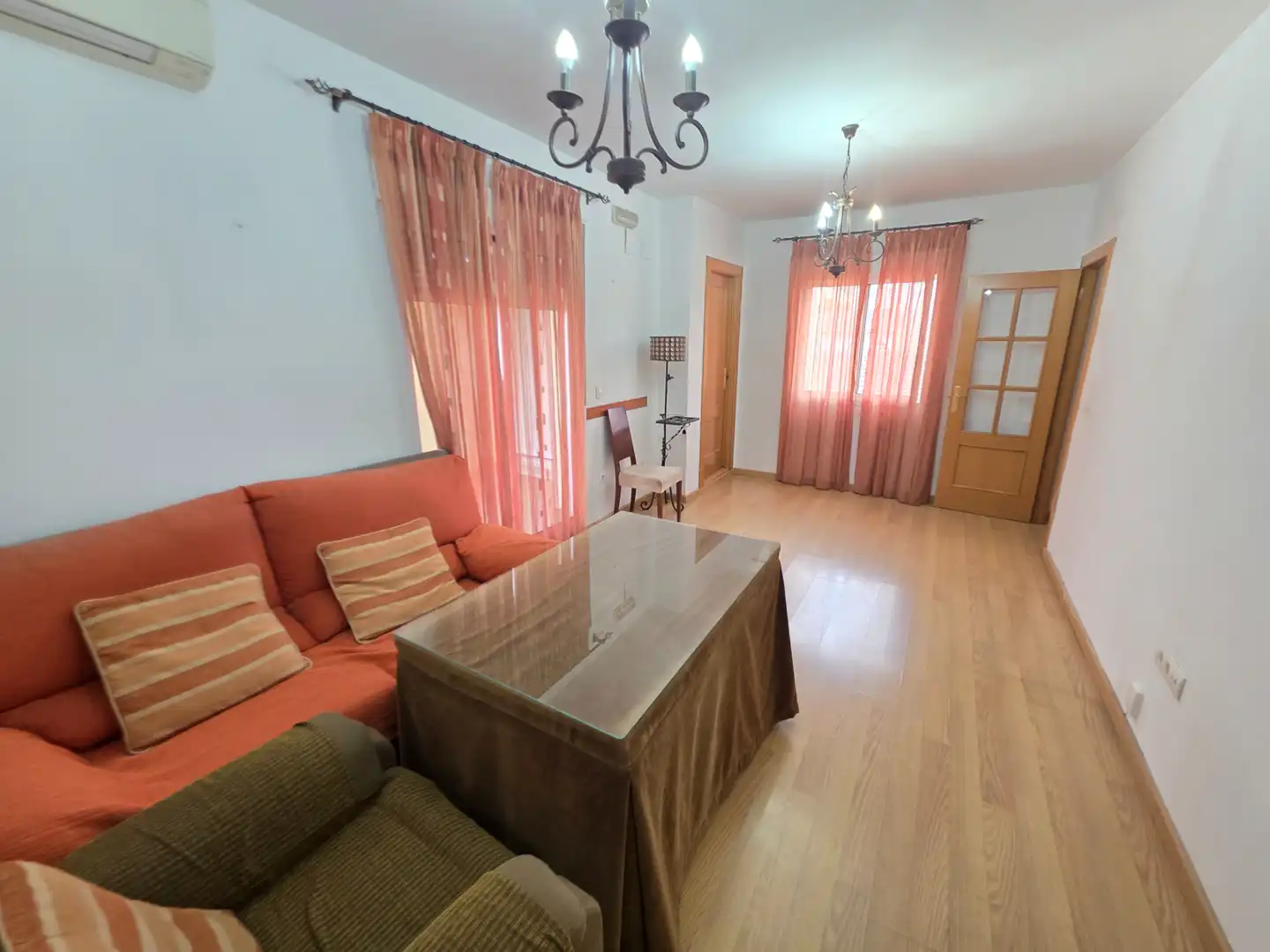 Vista exterior de Ático en venta en La Zubia con Aire acondicionado, Calefacción y Terraza