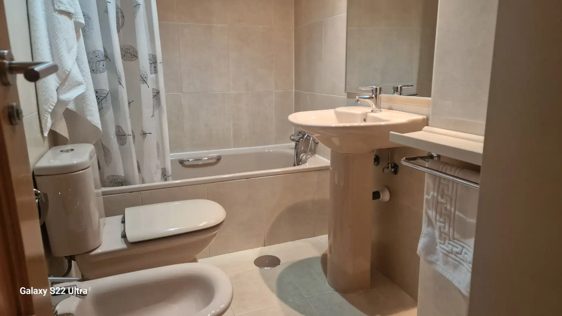 Apartamento de alquiler en Calle de Belfast, 13, Rejas
