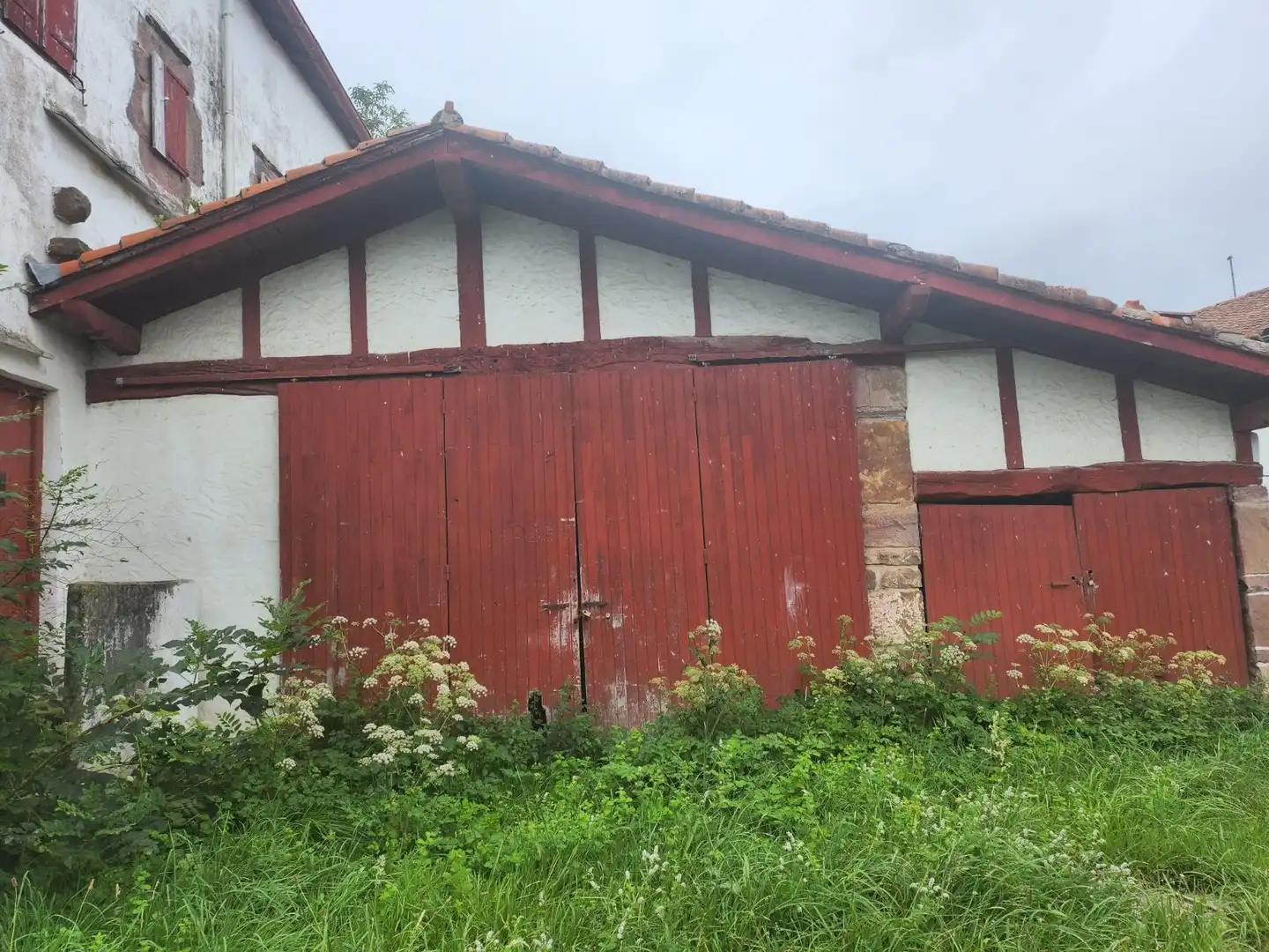 Vista exterior de Edificio en venta en Zugarramurdi