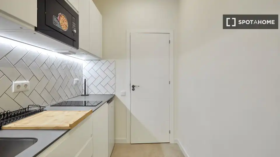 Flat with terrace to rent in Ciutat Vella, imagen 9