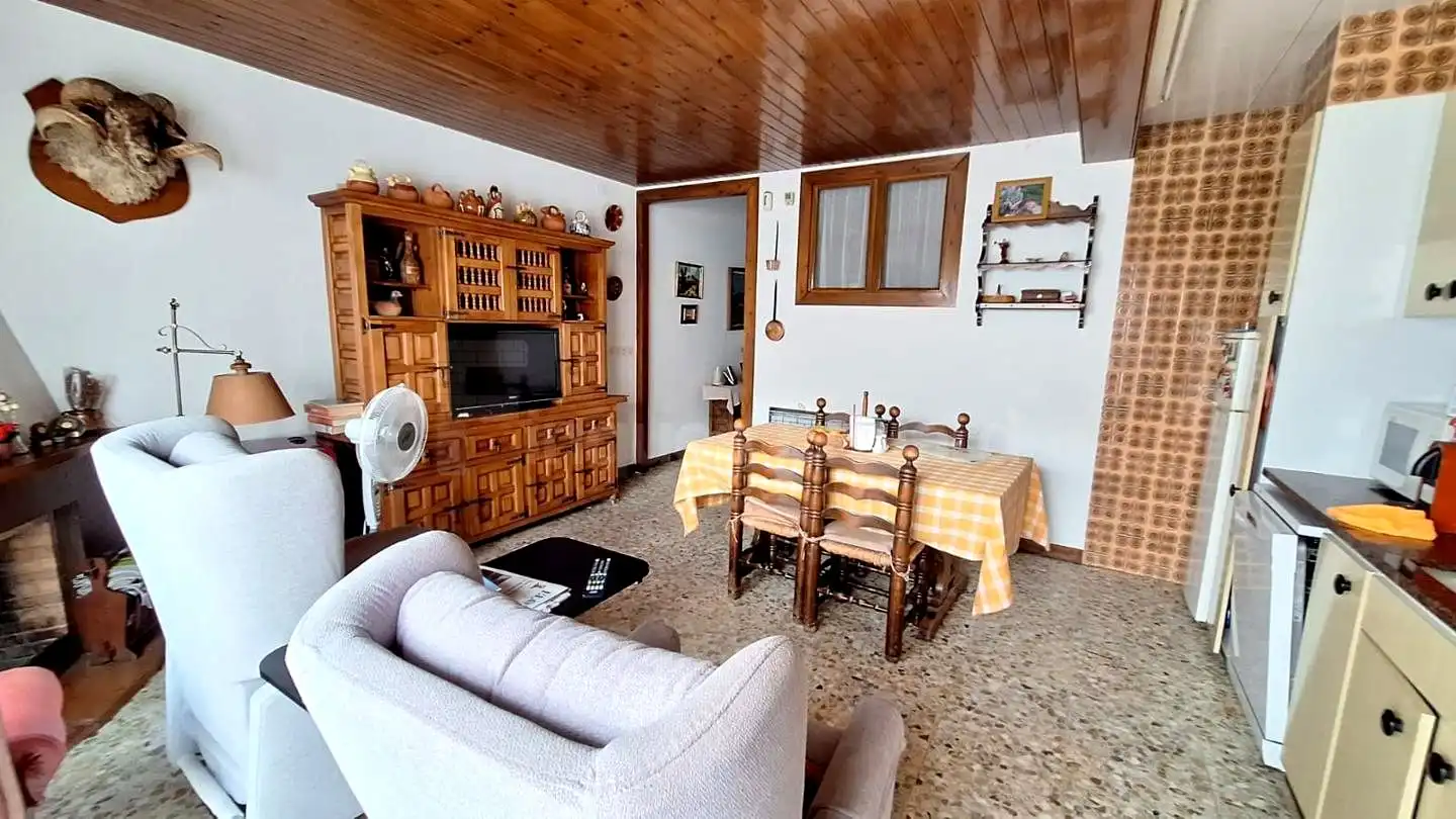 Sala d'estar de Casa adosada en venda en Argentona amb Terrassa i Balcó