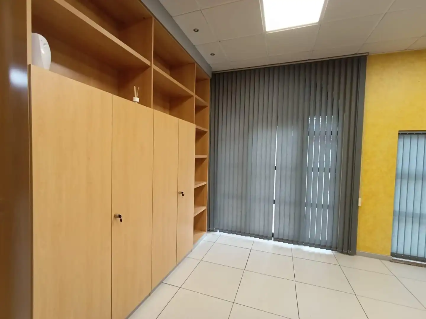 Oficina de alquiler en Fuenlabrada con Aire acondicionado