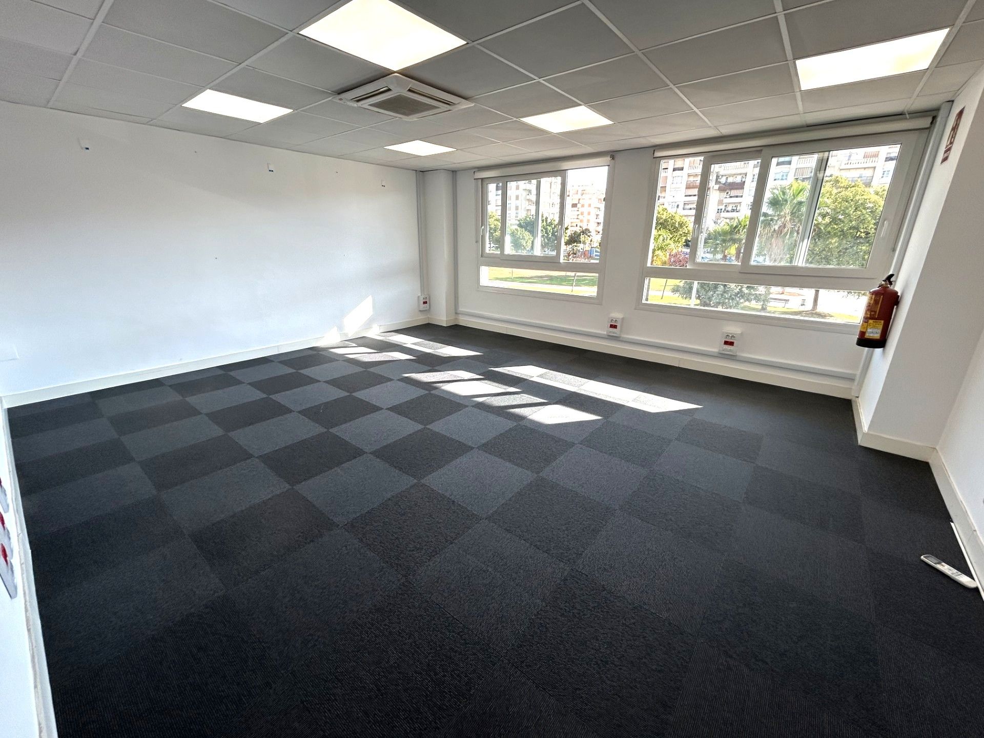 Local en venta en Málaga Capital con Aire acondicionado, Calefacción y Parquet