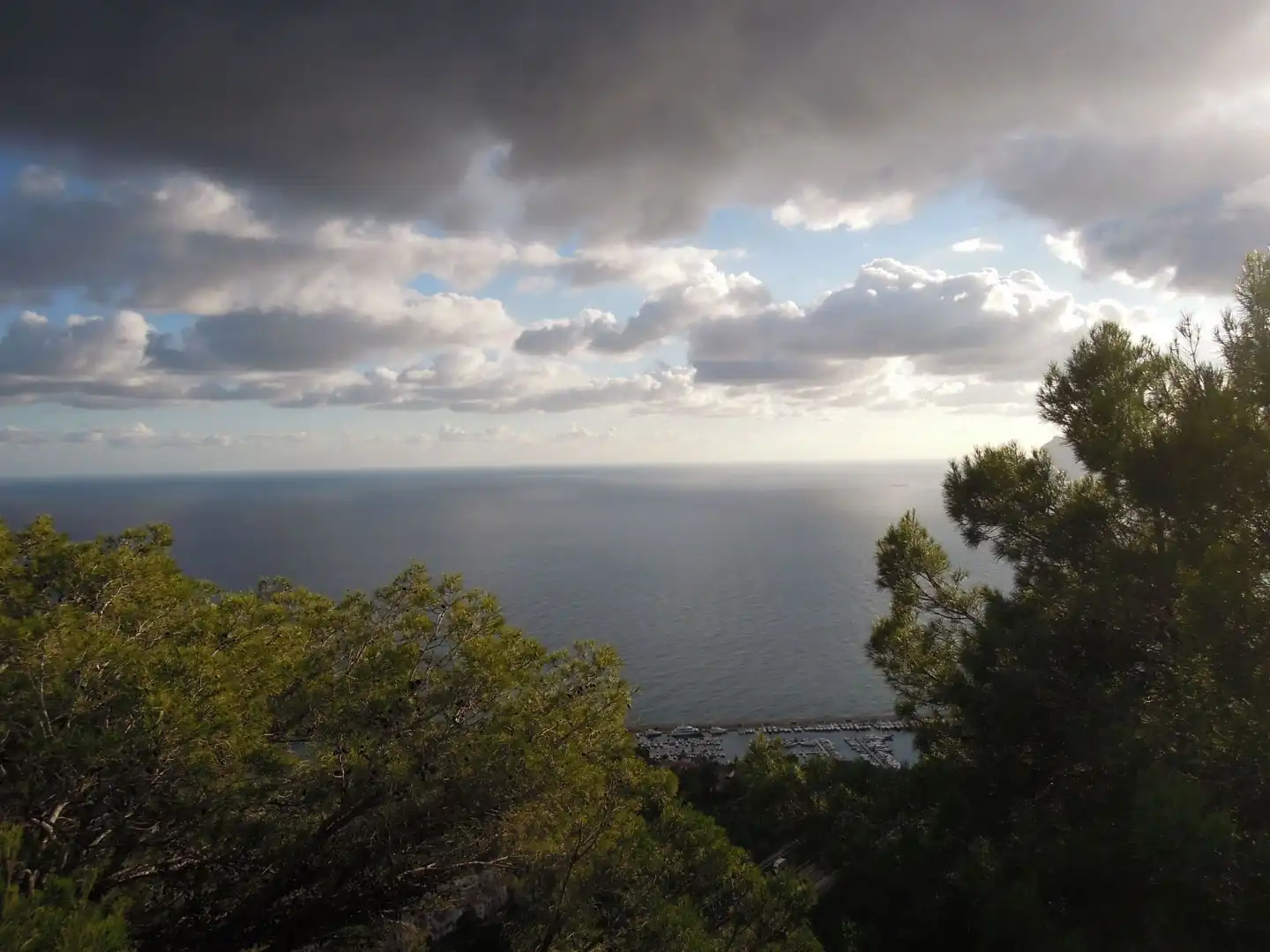 Außenansicht von Residential zum Verkauf in Altea